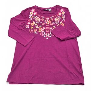 Antthony Magenta Top with Vibrant Floral Embroidery NWT Size Small